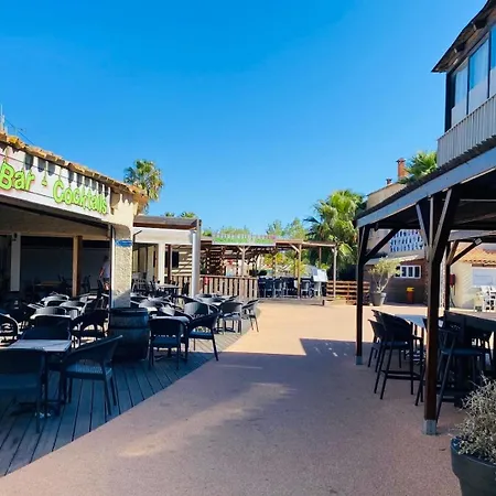 La Parenthese Campsite