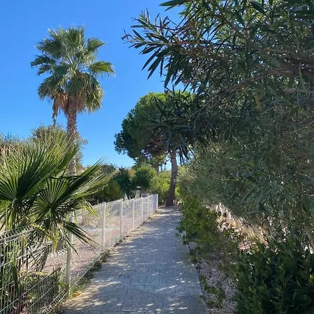 La Parenthese Campsite